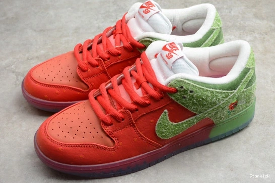 low"strawberry SB Nike Dunk cough" CW7093-601 0730